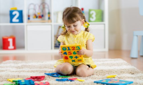 Immersja językowa, jak nauczyć przedszkolaka języka obcego w domu?
