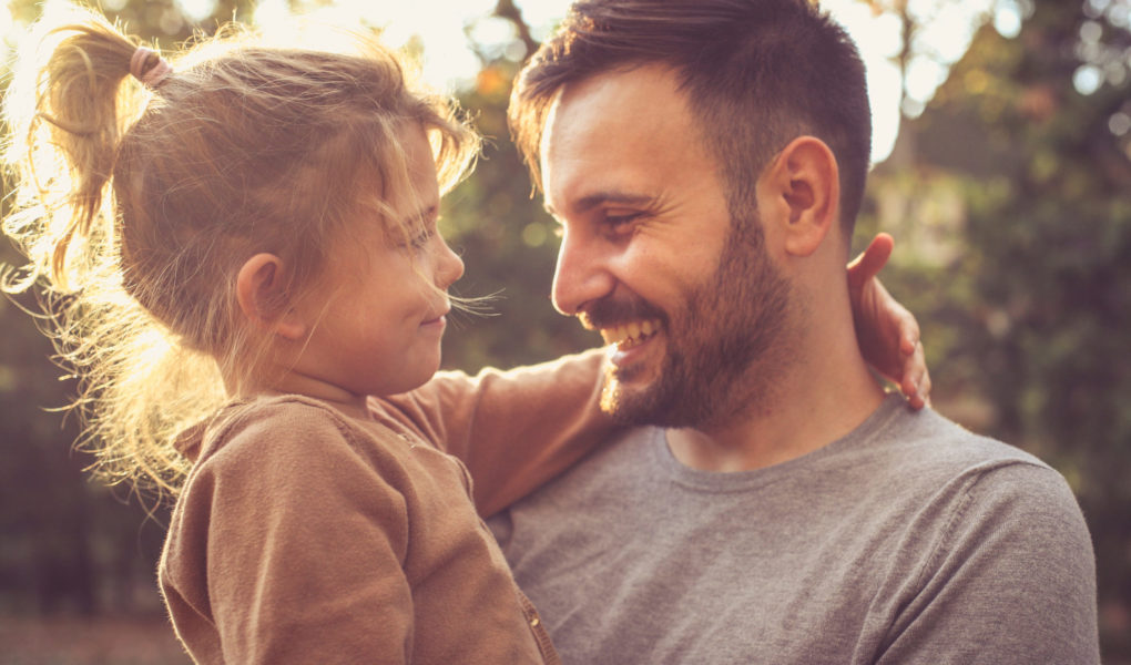 Relacja córki z ojcem – jak wpływa na dorosłe życie kobiety?